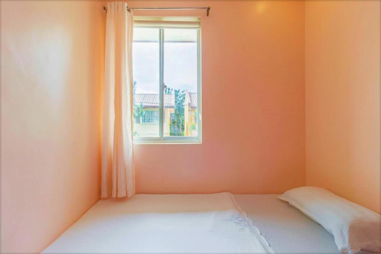 Brew Home Bacolod - 3 Bedroom House Εξωτερικό φωτογραφία